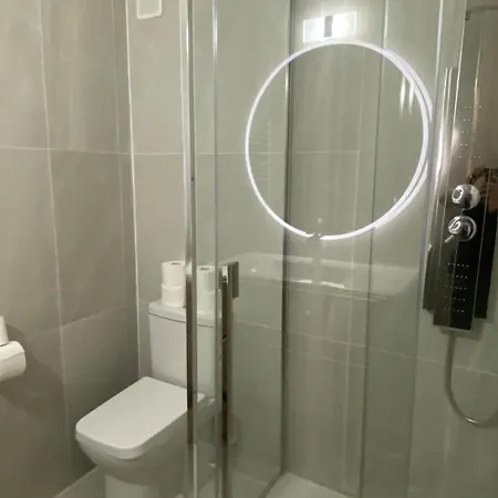 Appartamento In Cannes With Terrace In Private Vallauris